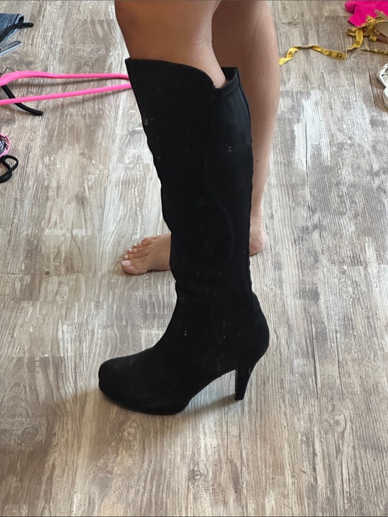 Shoes - Black Knee-High Suede Boots - 8.5 stretchy calves panel zip up 3.5” heel